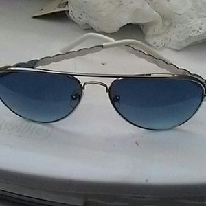 Nanette Lepore aviator sunglasses